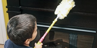 Faire du ménage, ça peut être agréable pour toute la famille!