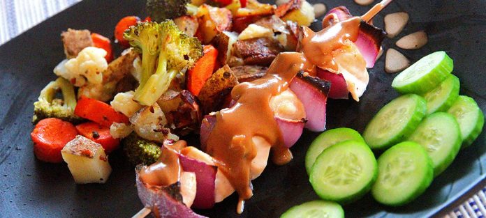 meh_2017_poulet_canadien_arachides_A_cover_01a