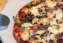 Pizza au poulet BBQ #RecetteRapide #PouletCA