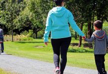 Mode automnale sportive avec Sports Experts vêtements sports famille