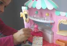 Nouveauté Num Noms: Le créateur de vernis à ongles Num Noms créateur de vernis à ongles